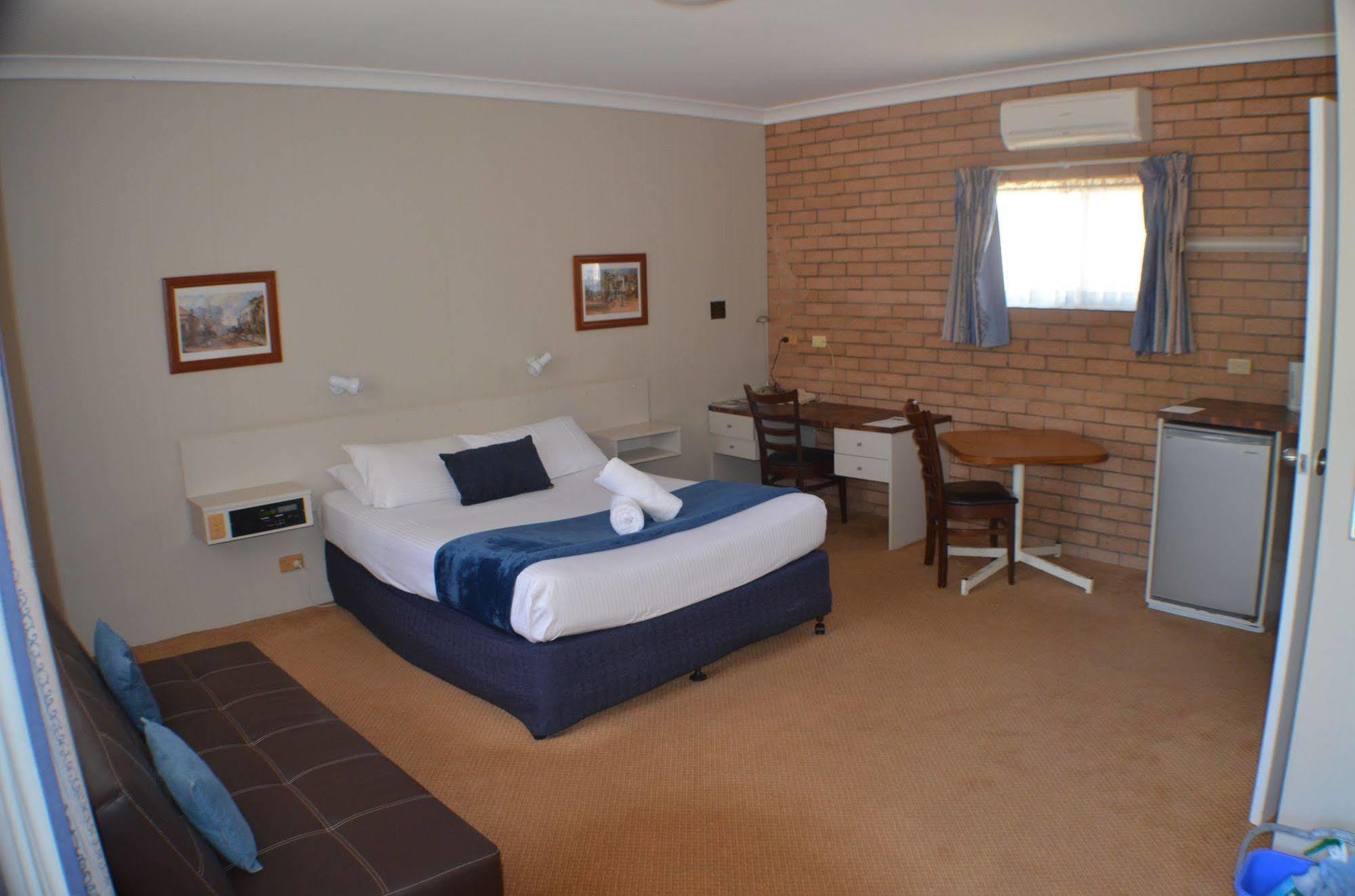 Deer Park Motor Inn Armidale Extérieur photo